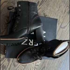 Womb  Naturilizar  Ankle Boots